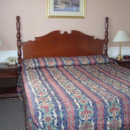 Royal Napanee Inn Greater Napanee Dış mekan fotoğraf